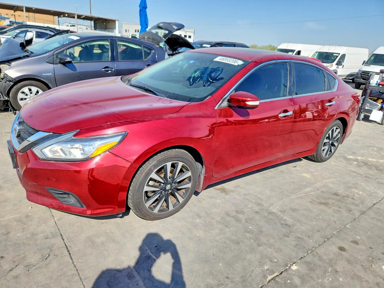 Salvage Nissan Altima Image