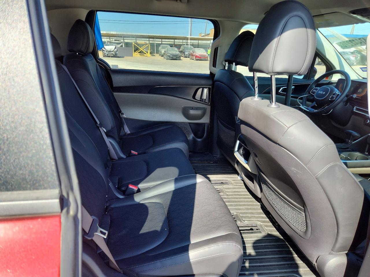 Kia Carnival Lxs