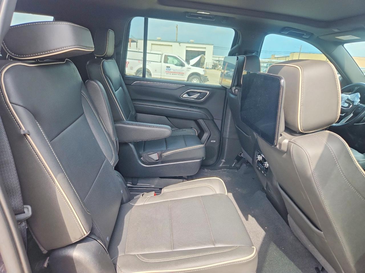 GMC Yukon C1500 Slt