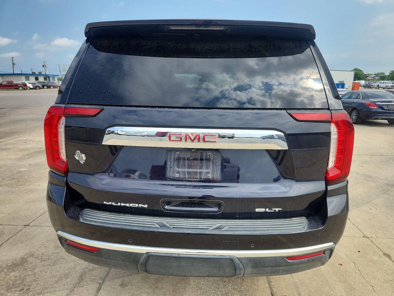 GMC Yukon C1500 Slt