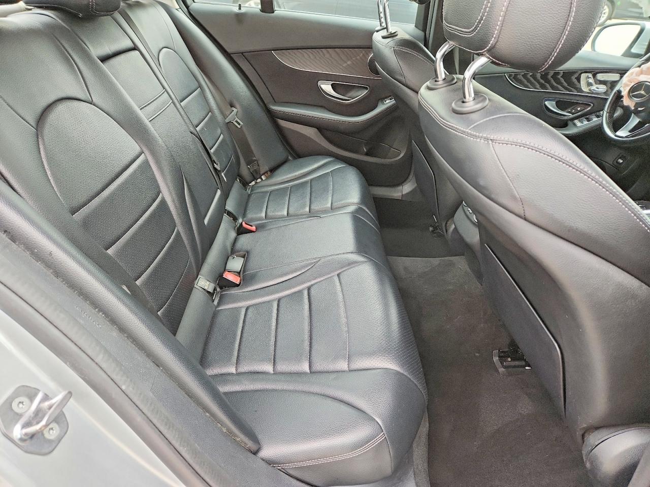 Mercedes-Benz C-Class 300