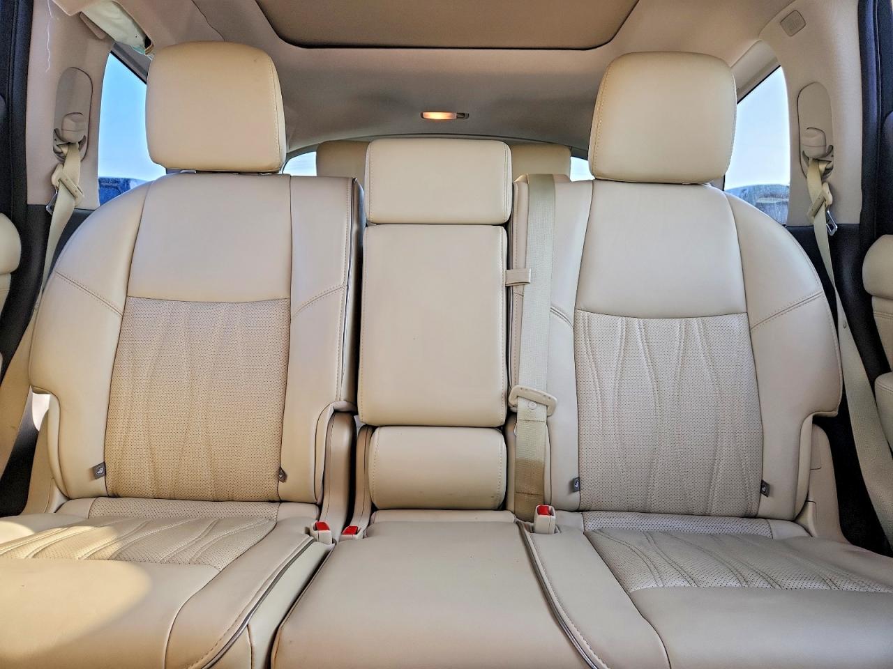 INFINITI Qx Base