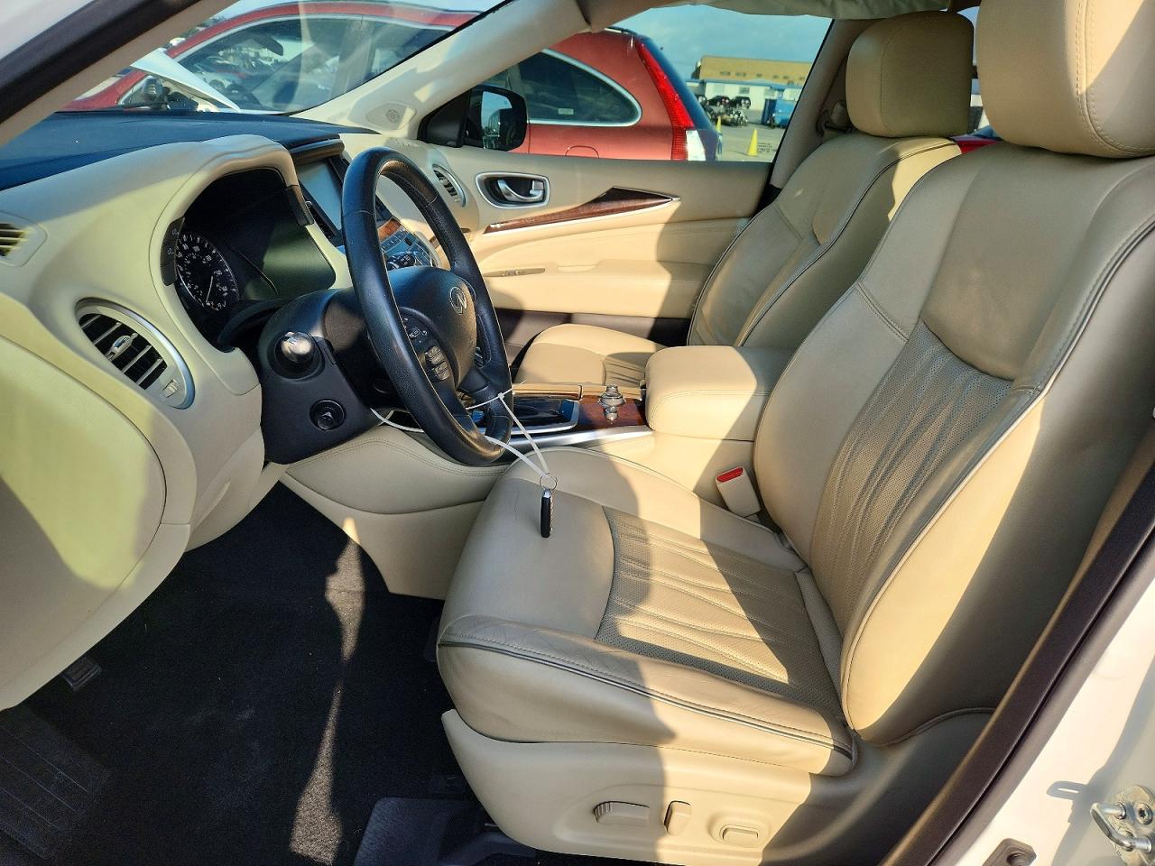 INFINITI Qx Base