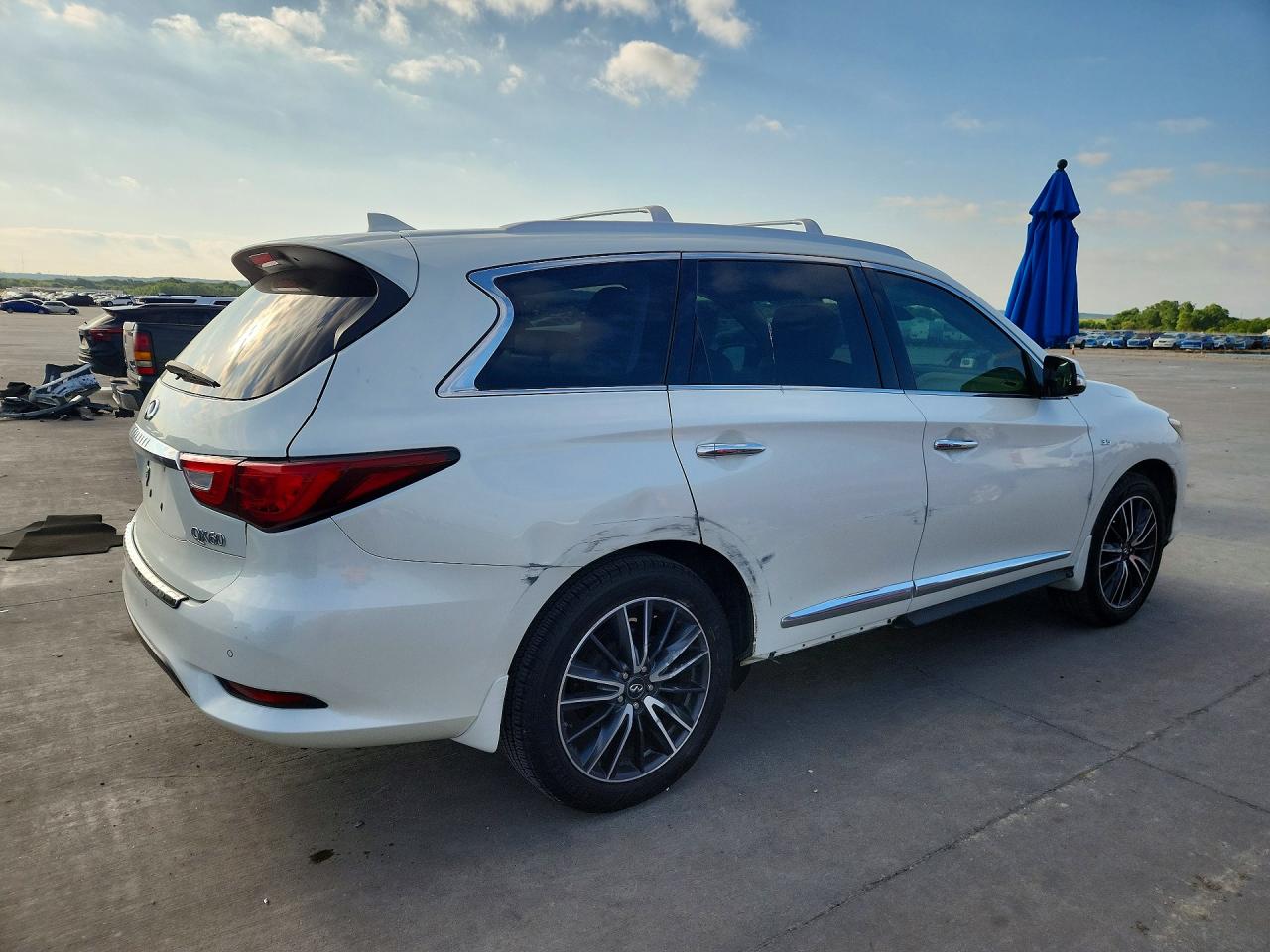 INFINITI Qx Base