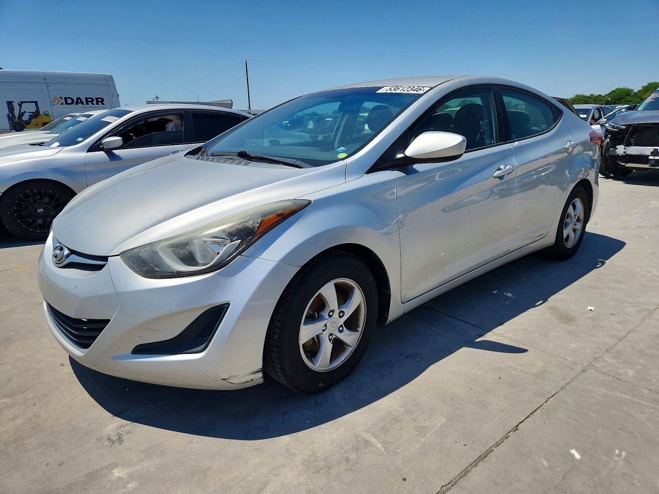 Salvage Hyundai ELANTRA Image