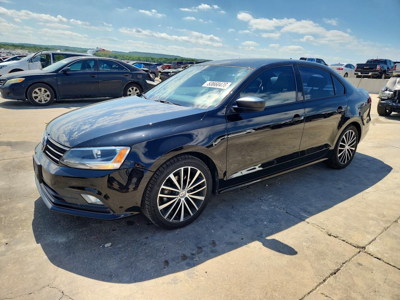Salvage Volkswagen Jetta Image