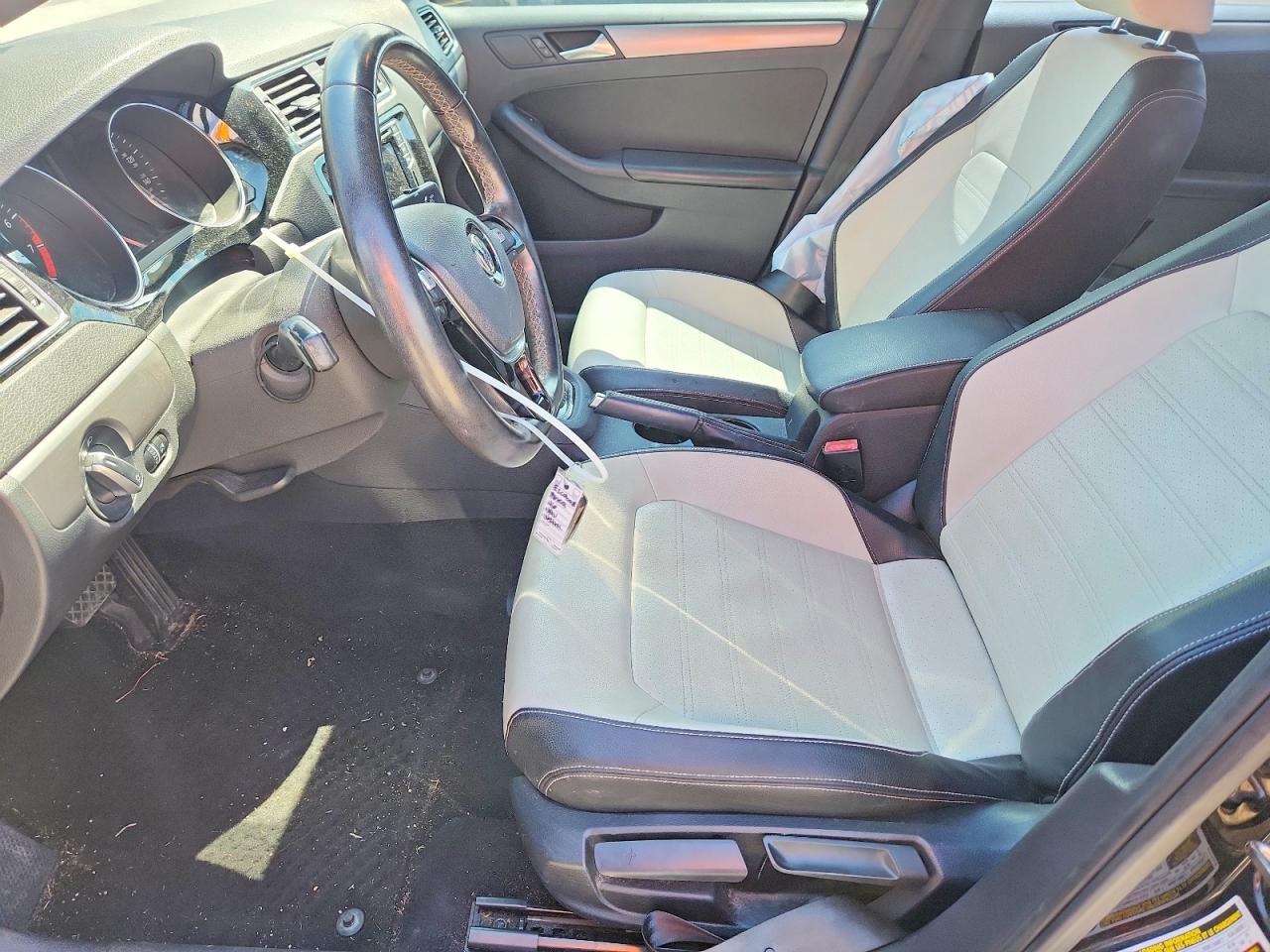 Volkswagen Jetta Sport