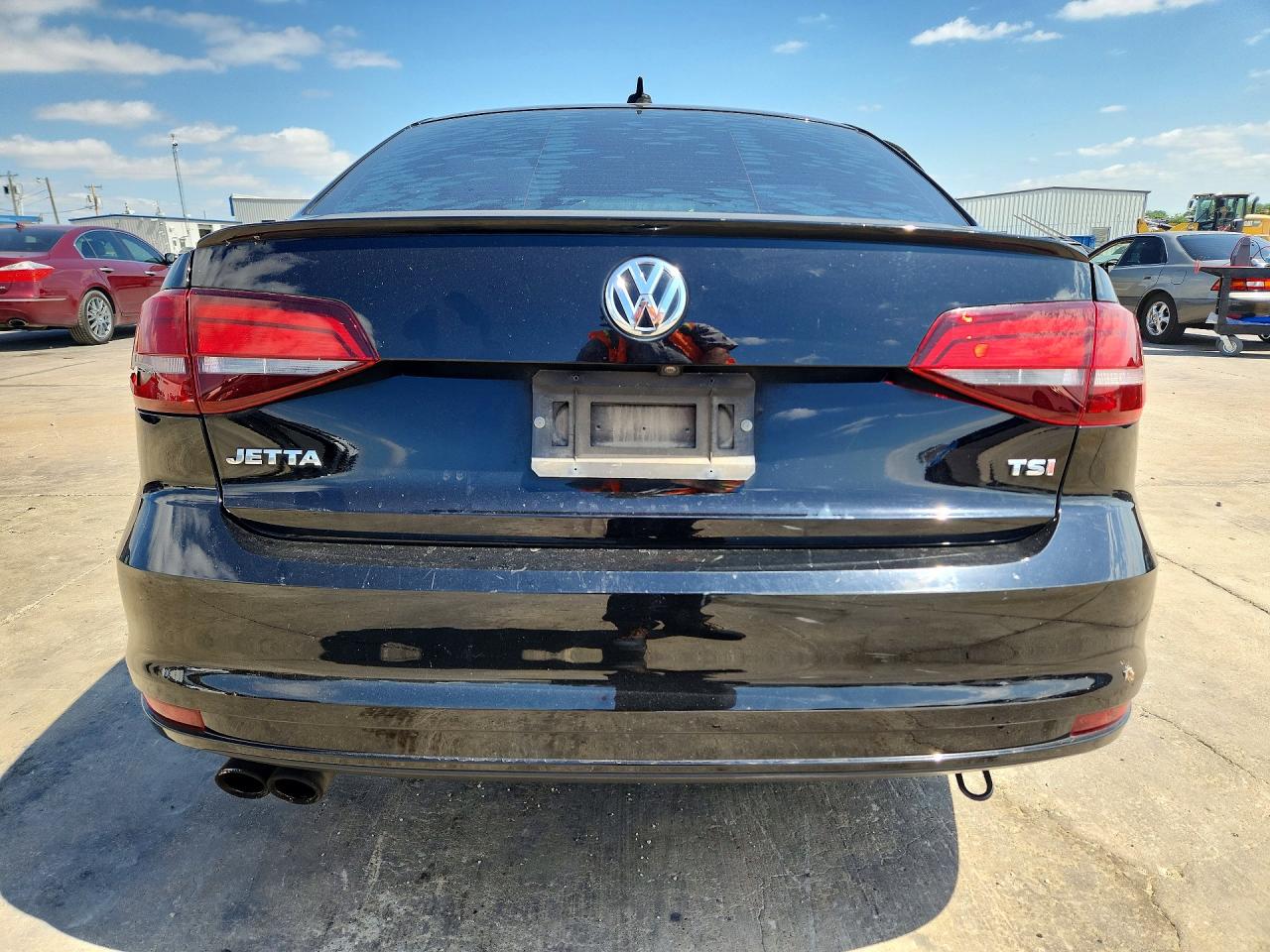 Volkswagen Jetta Sport