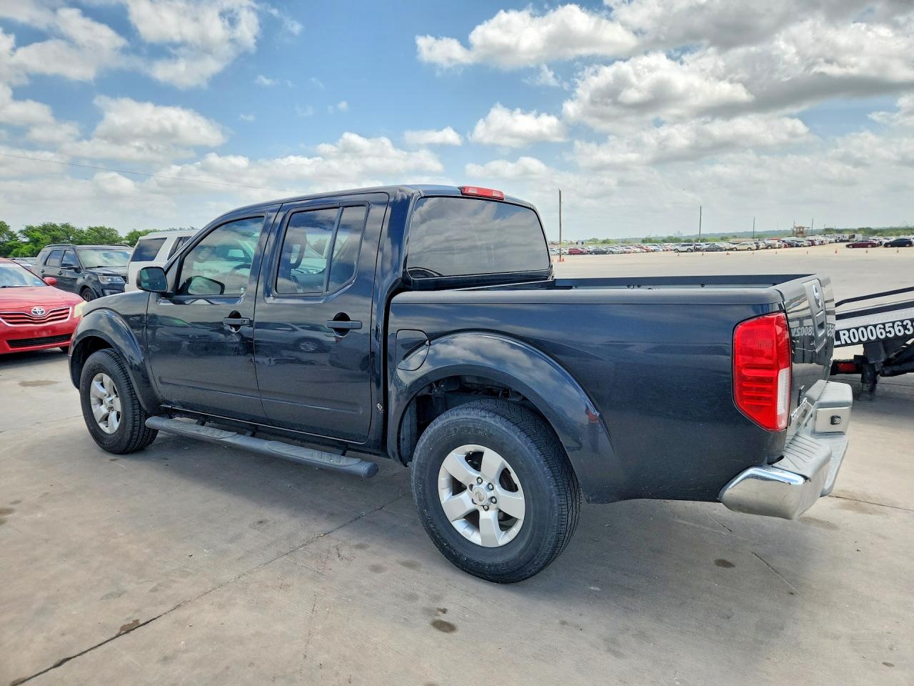 Nissan Frontier S