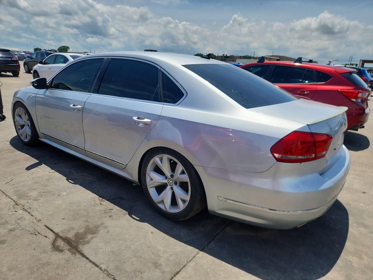 Volkswagen Passat Sel