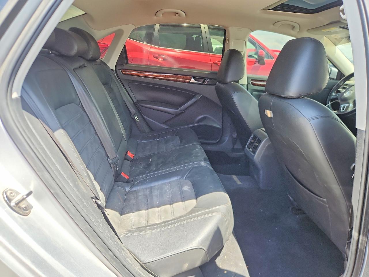 Volkswagen Passat Sel