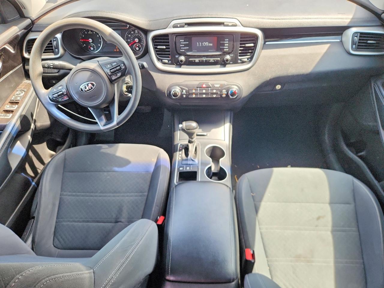 Kia Sorento Lx V6