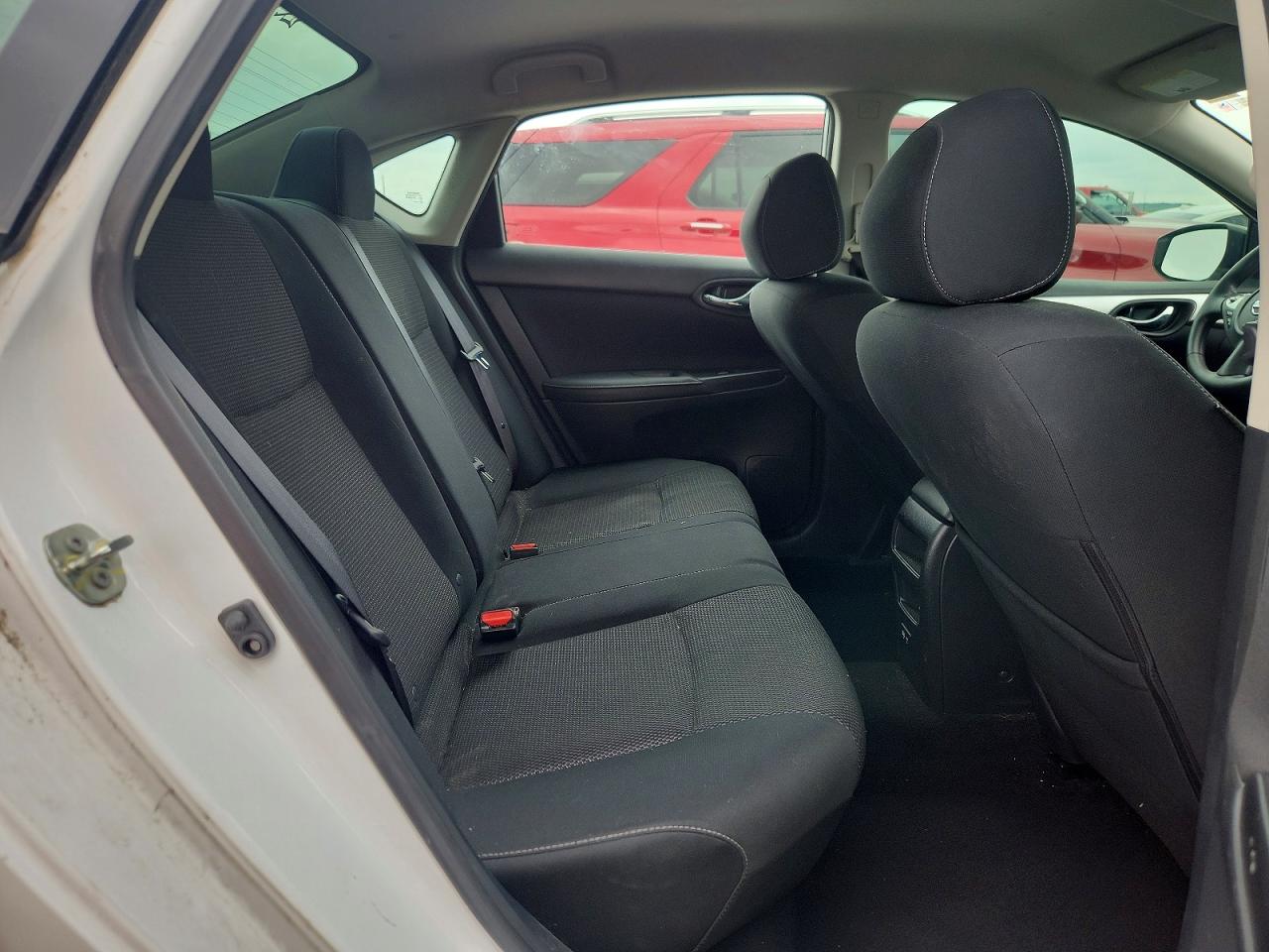 Nissan Sentra S