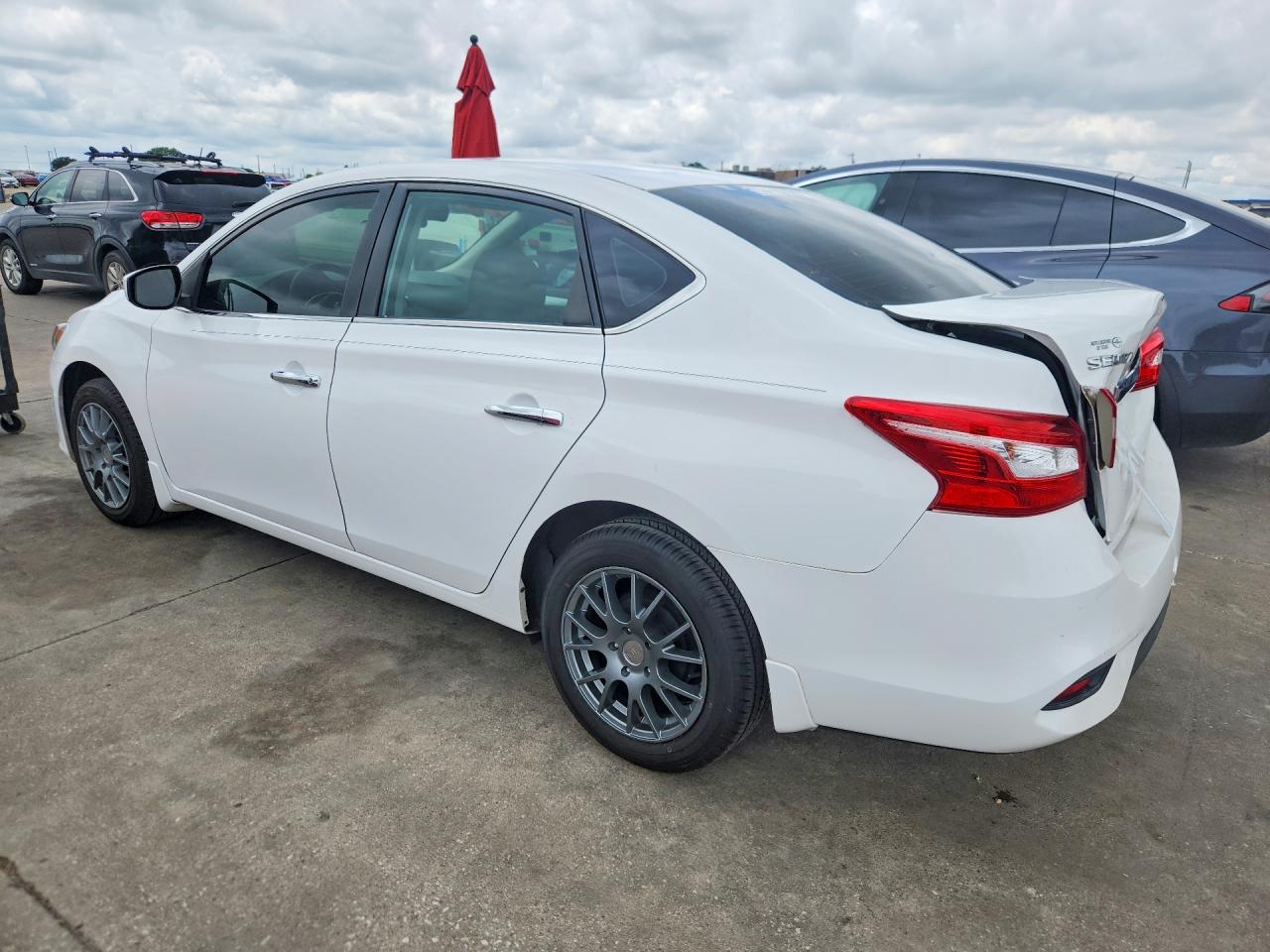 Nissan Sentra S