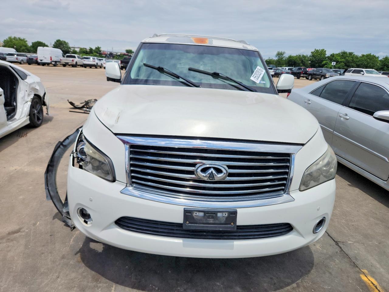 INFINITI Qx Base