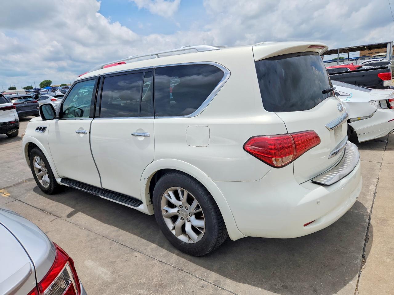 INFINITI Qx Base