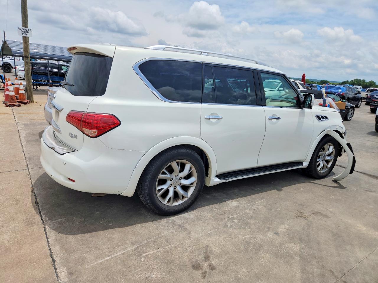INFINITI Qx Base