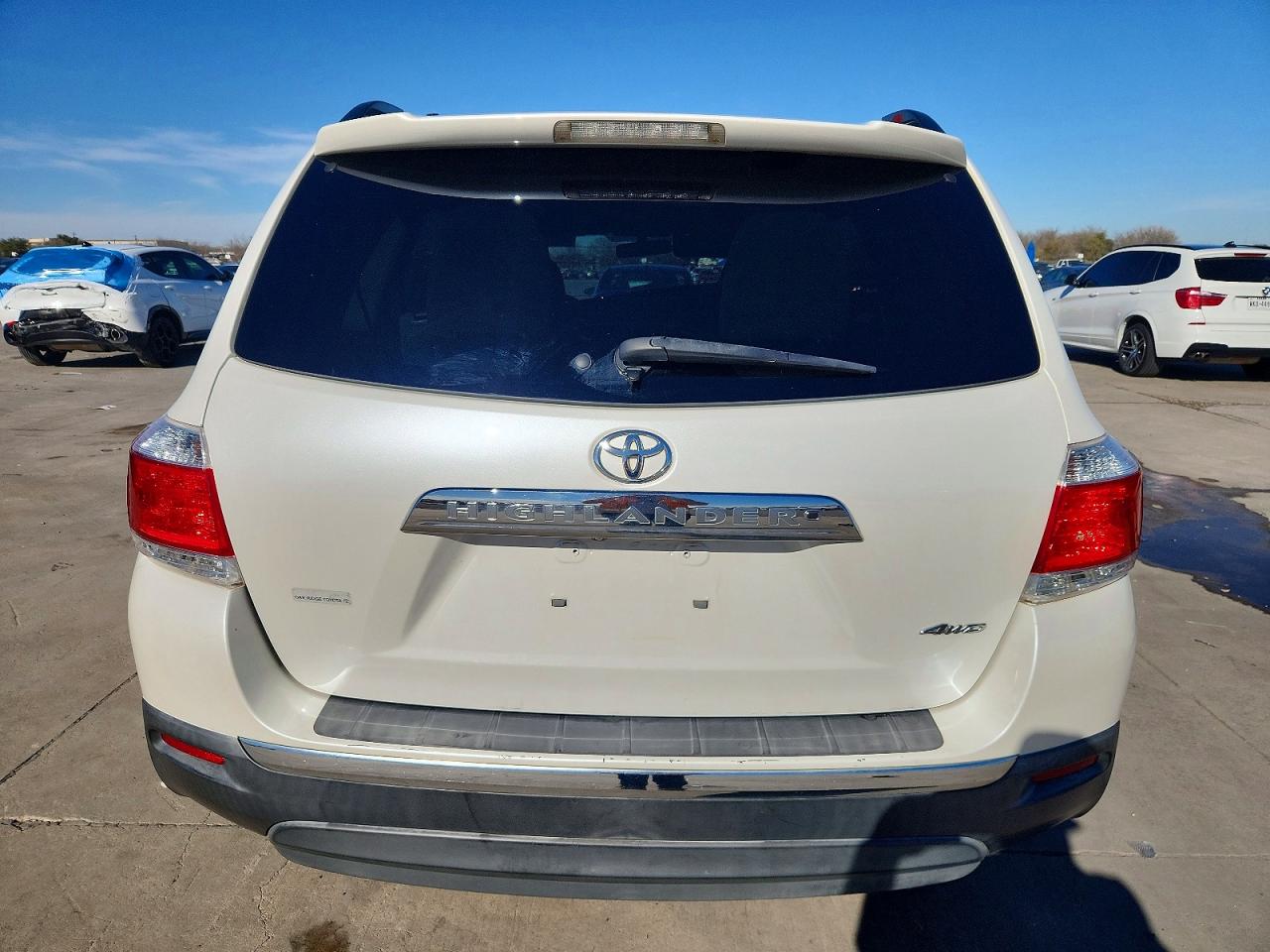 Toyota Highlander Base