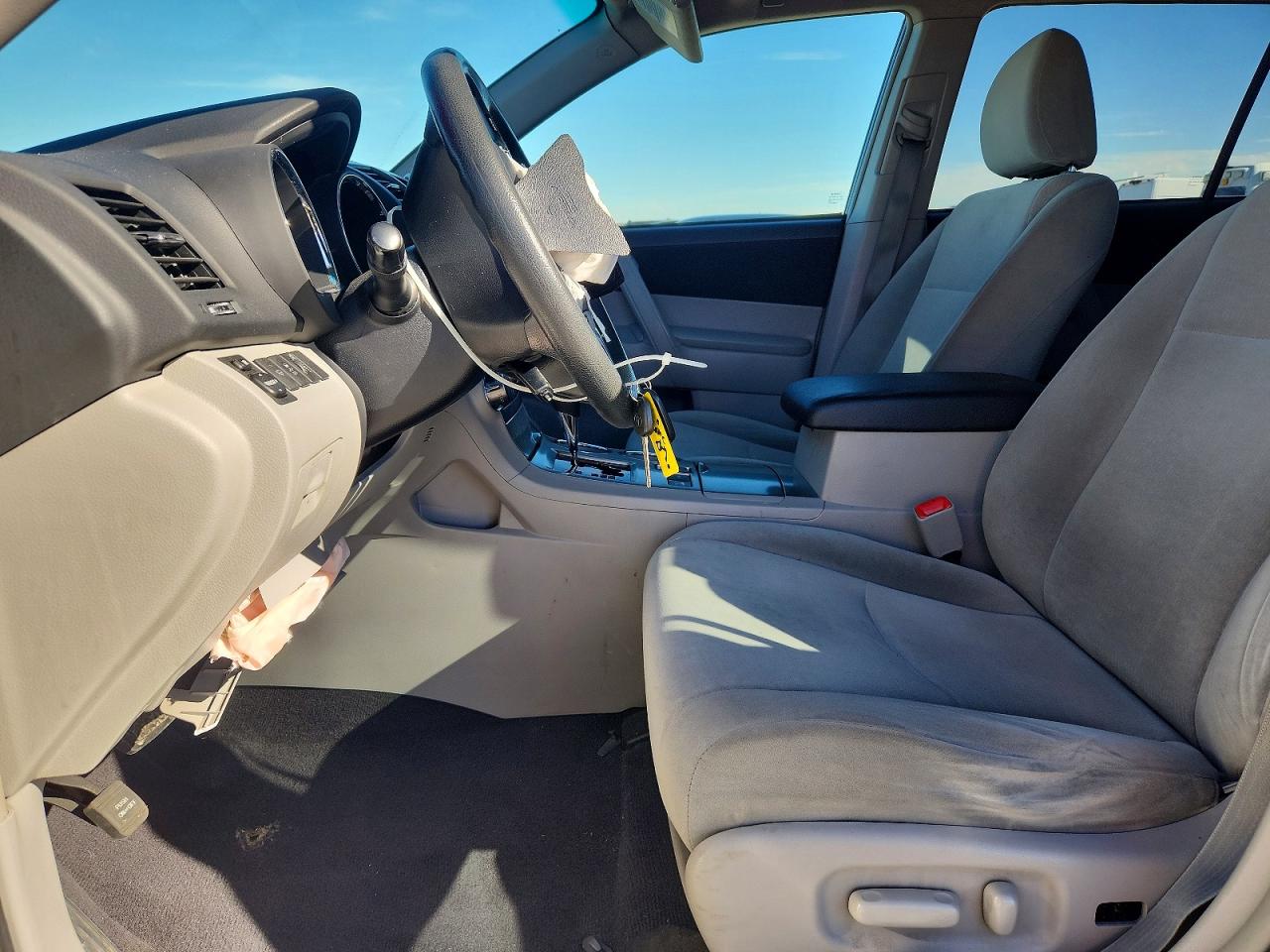 Toyota Highlander Base