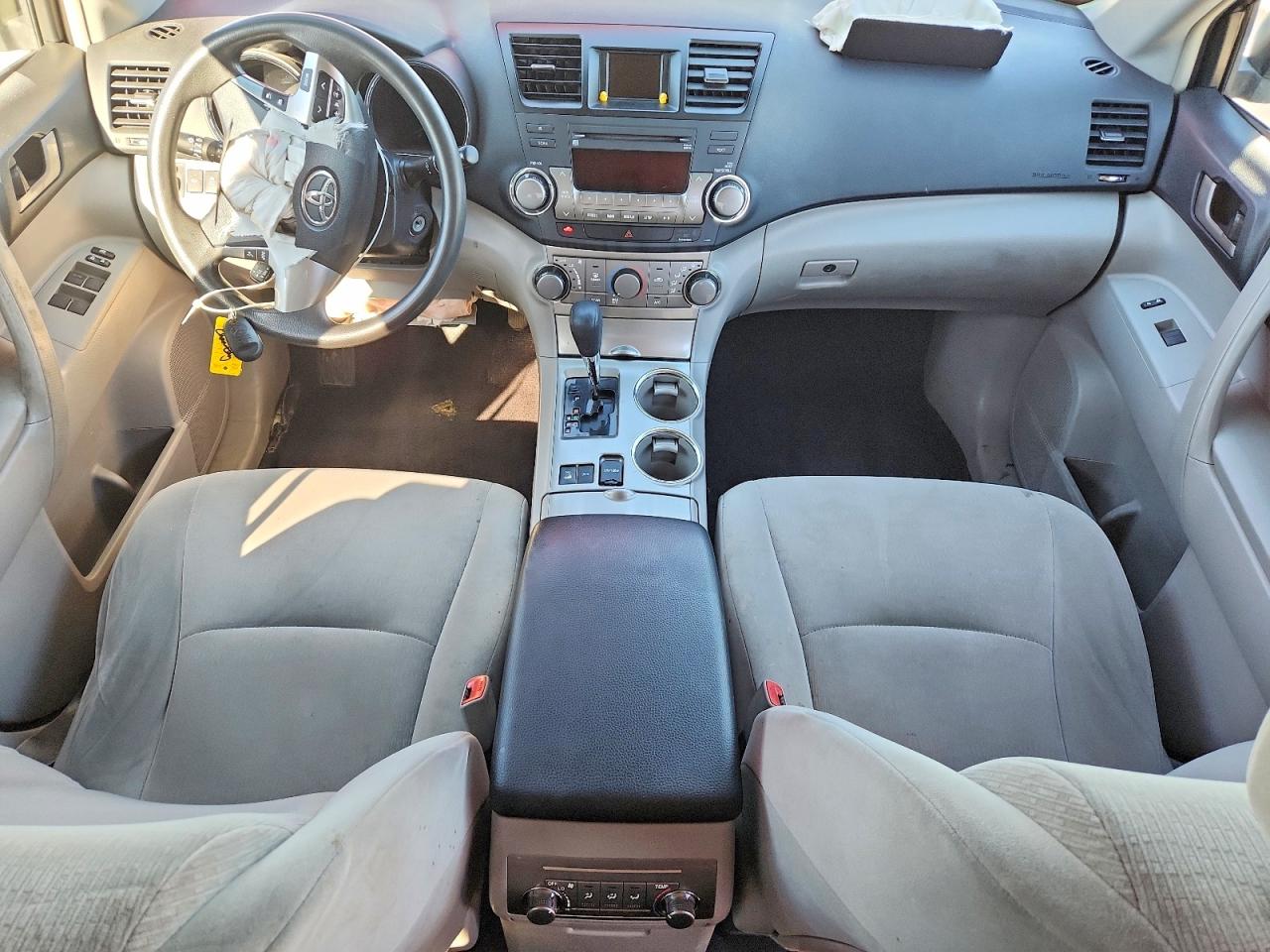 Toyota Highlander Base