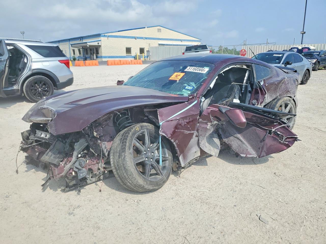Salvage Ford Mustang Image