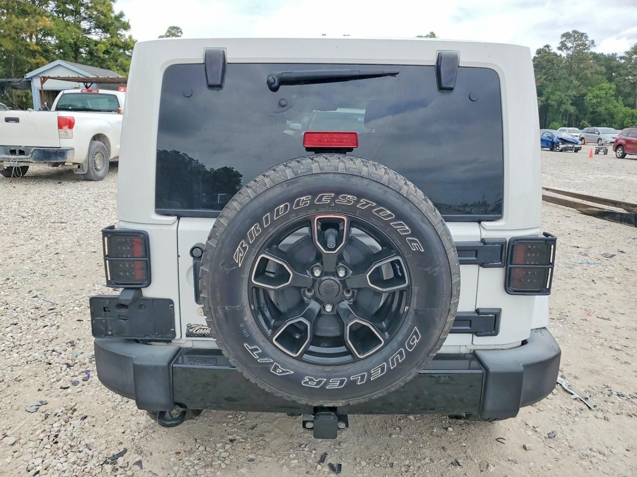 Jeep Wrangler Sahara