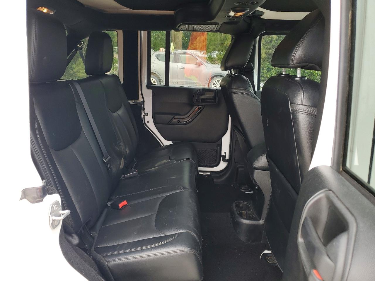 Jeep Wrangler Sahara