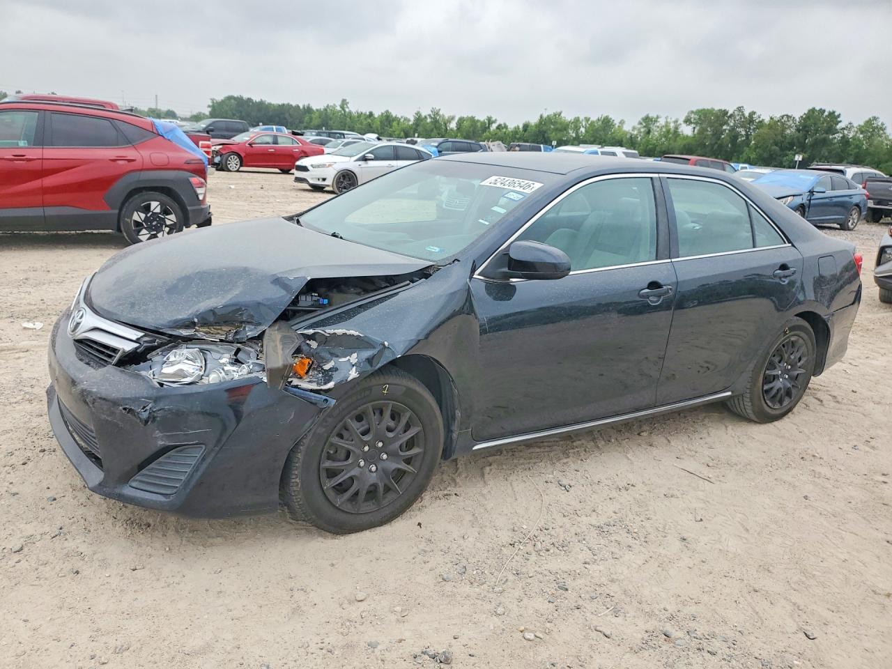 Salvage Toyota Camry Image