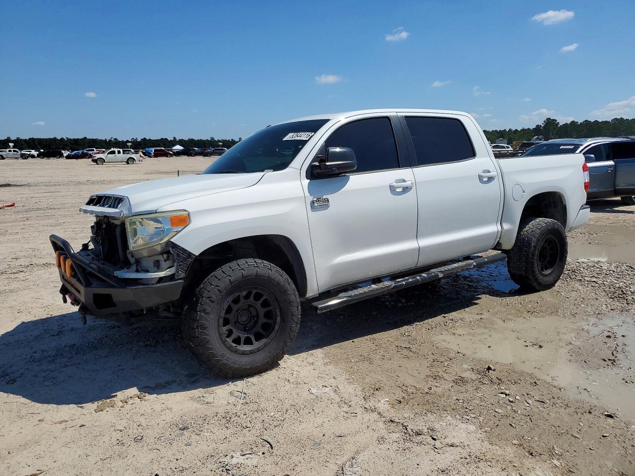 Salvage Toyota Tundra Image