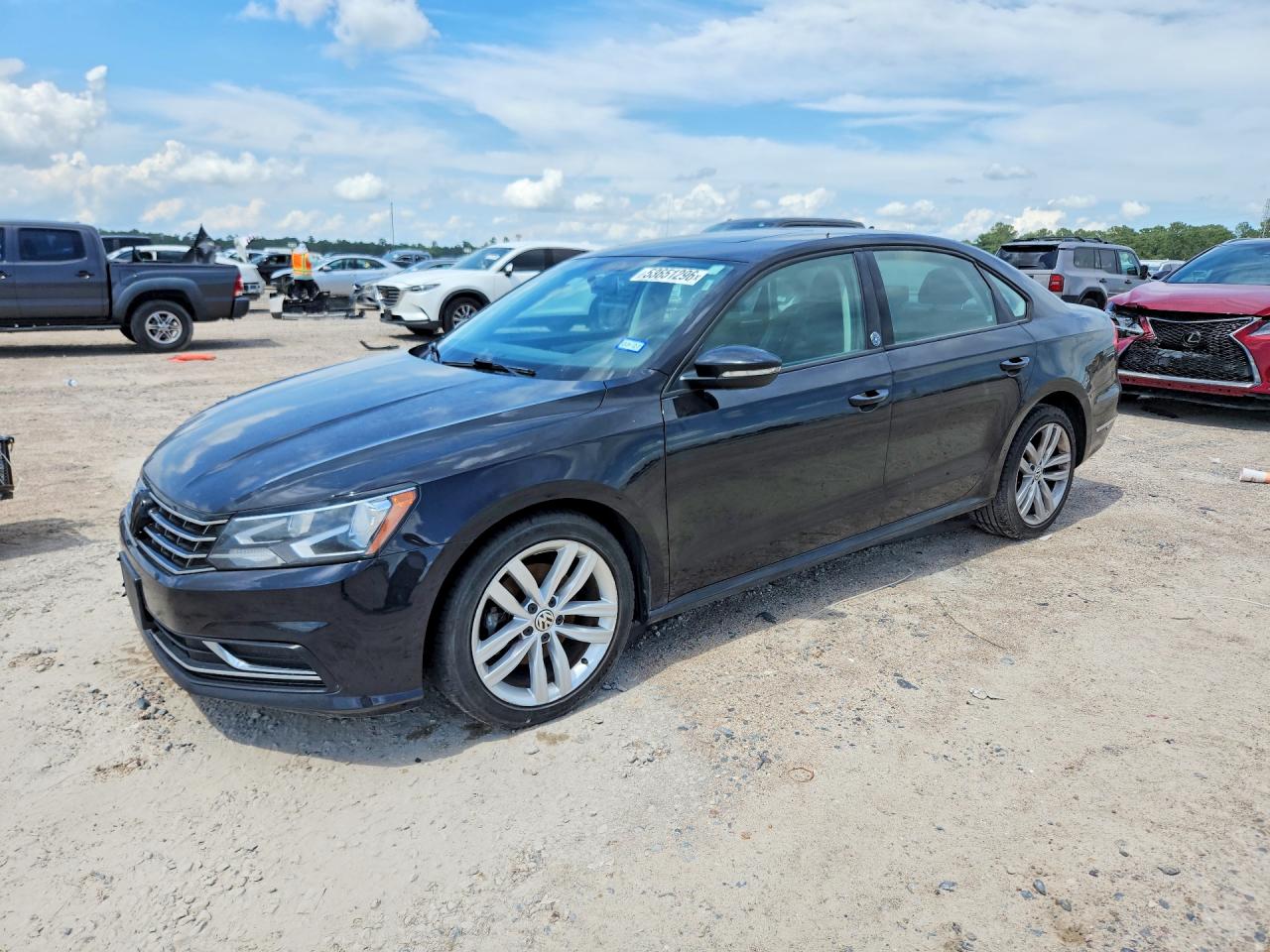 Salvage Volkswagen Passat Image