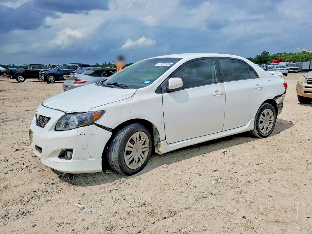 Salvage Toyota Corolla Image