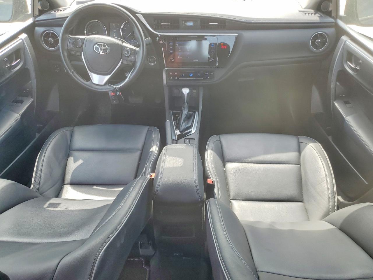 Toyota Corolla Xle