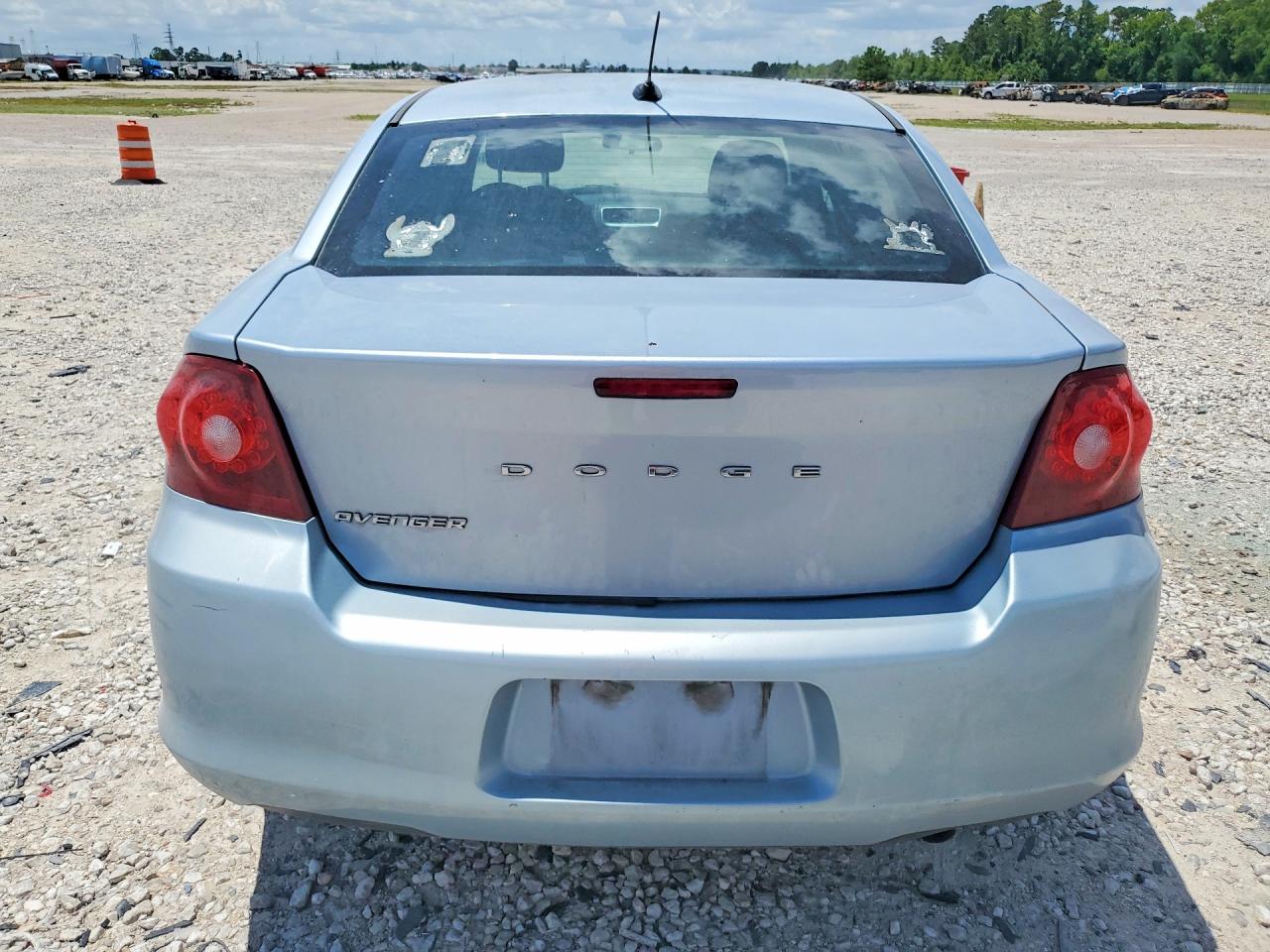 Dodge Avenger Se
