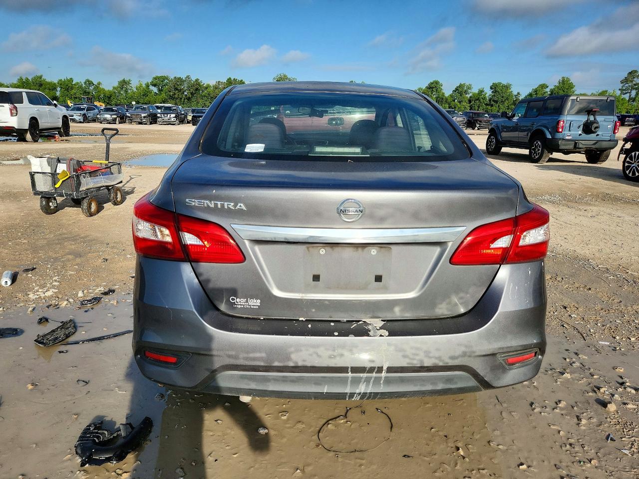 Nissan Sentra S