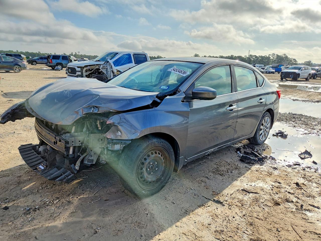 Salvage Nissan Sentra Image
