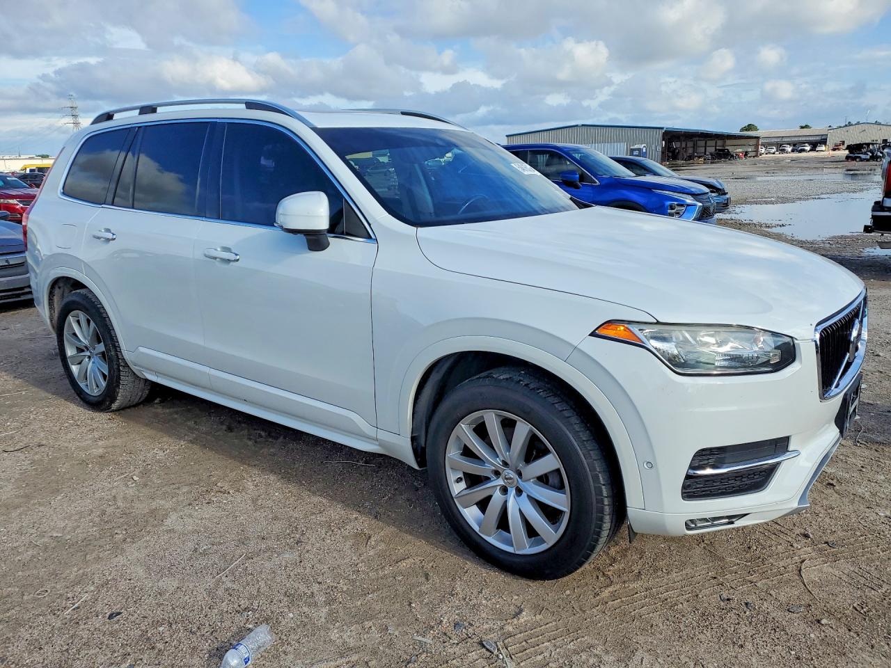 Volvo XC90 T6