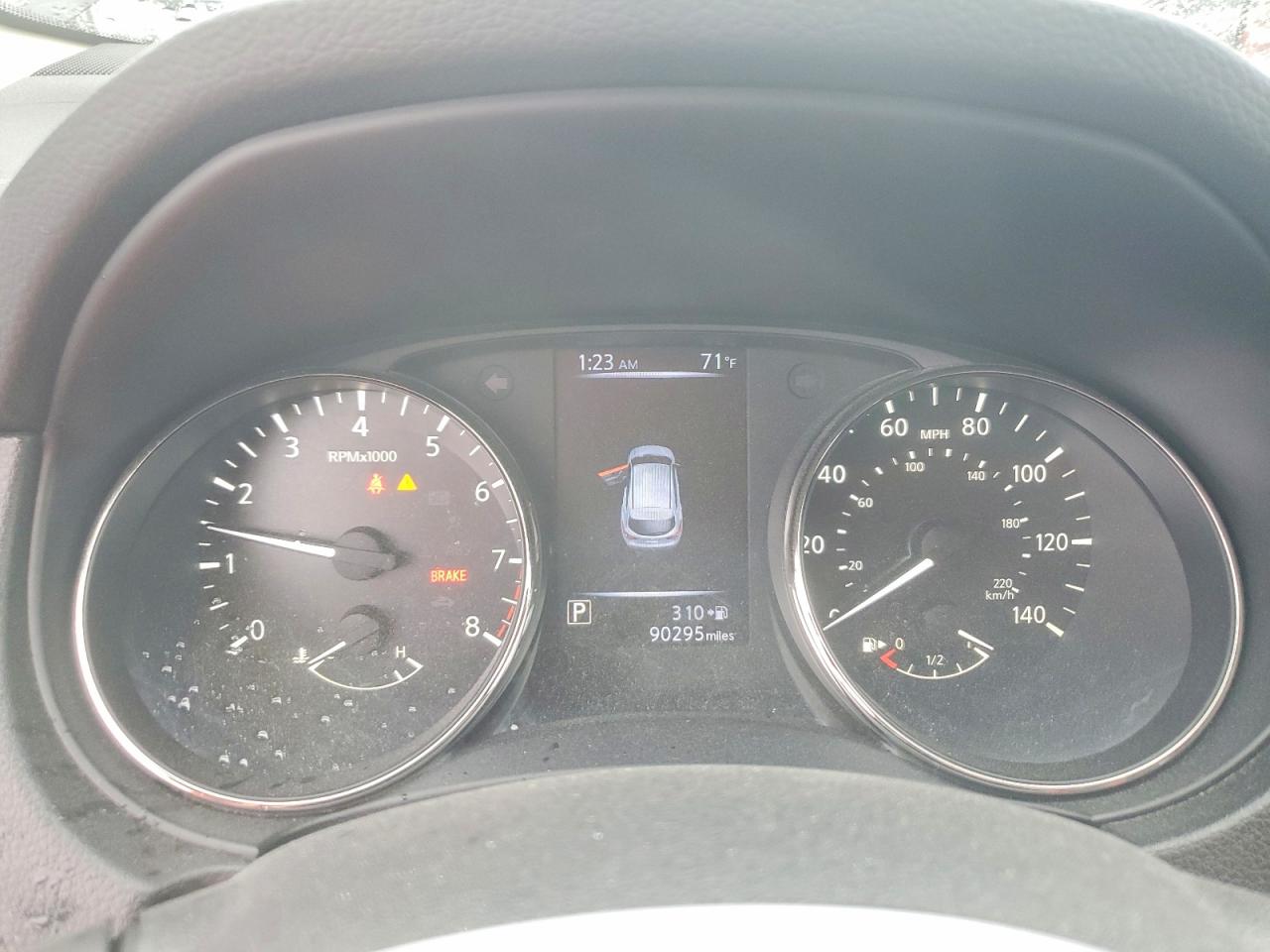 Nissan Rogue S