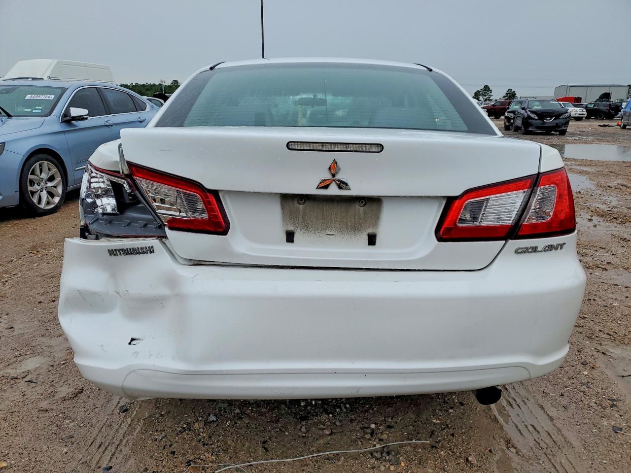 Mitsubishi Galant