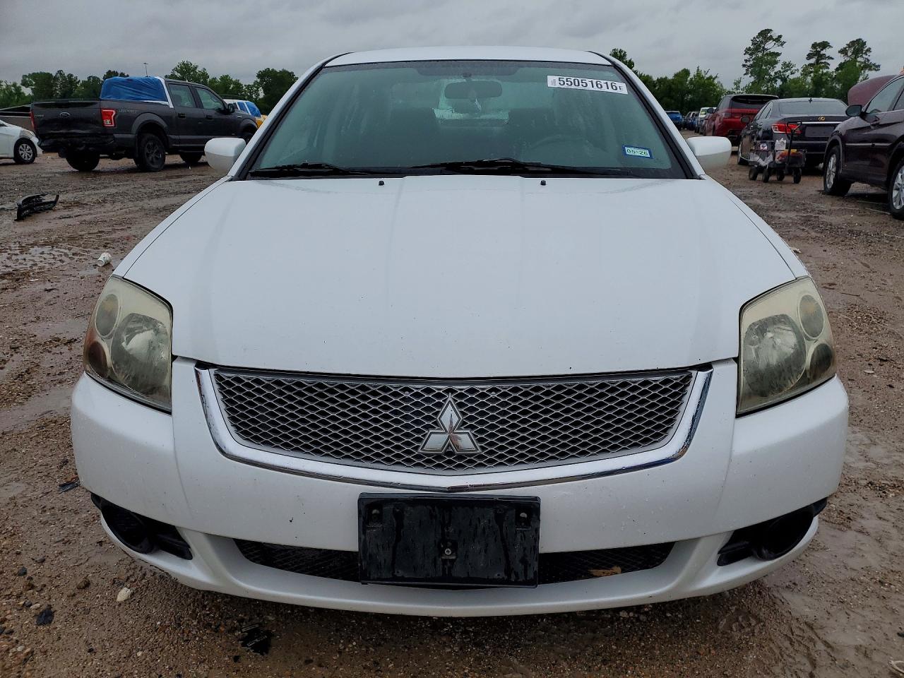 Mitsubishi Galant