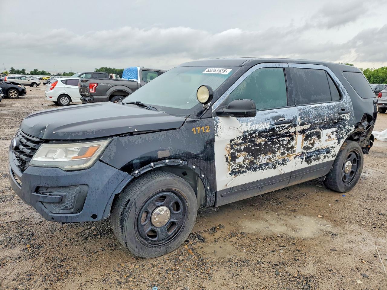 Salvage Ford Explorer Image