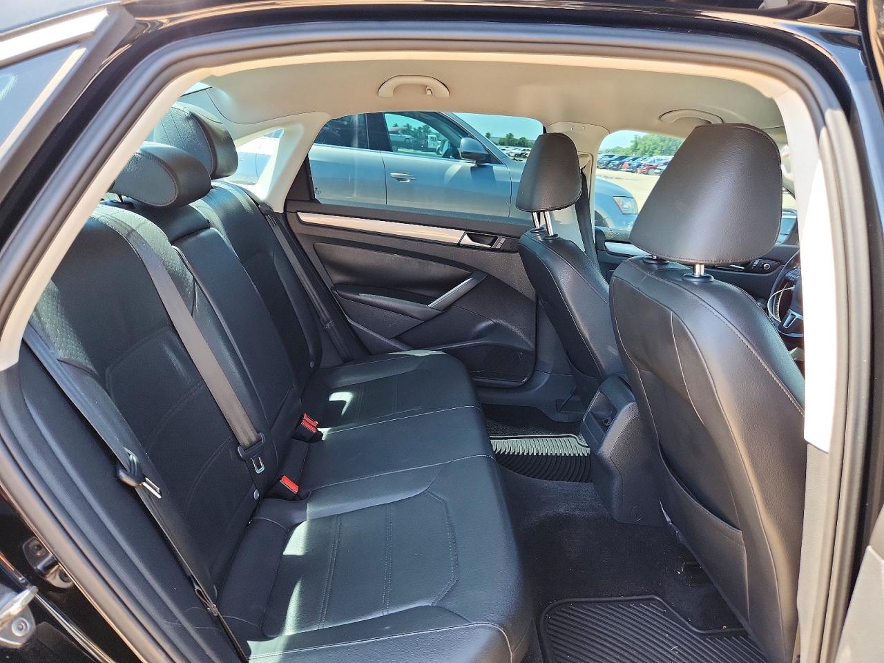 Volkswagen Passat S