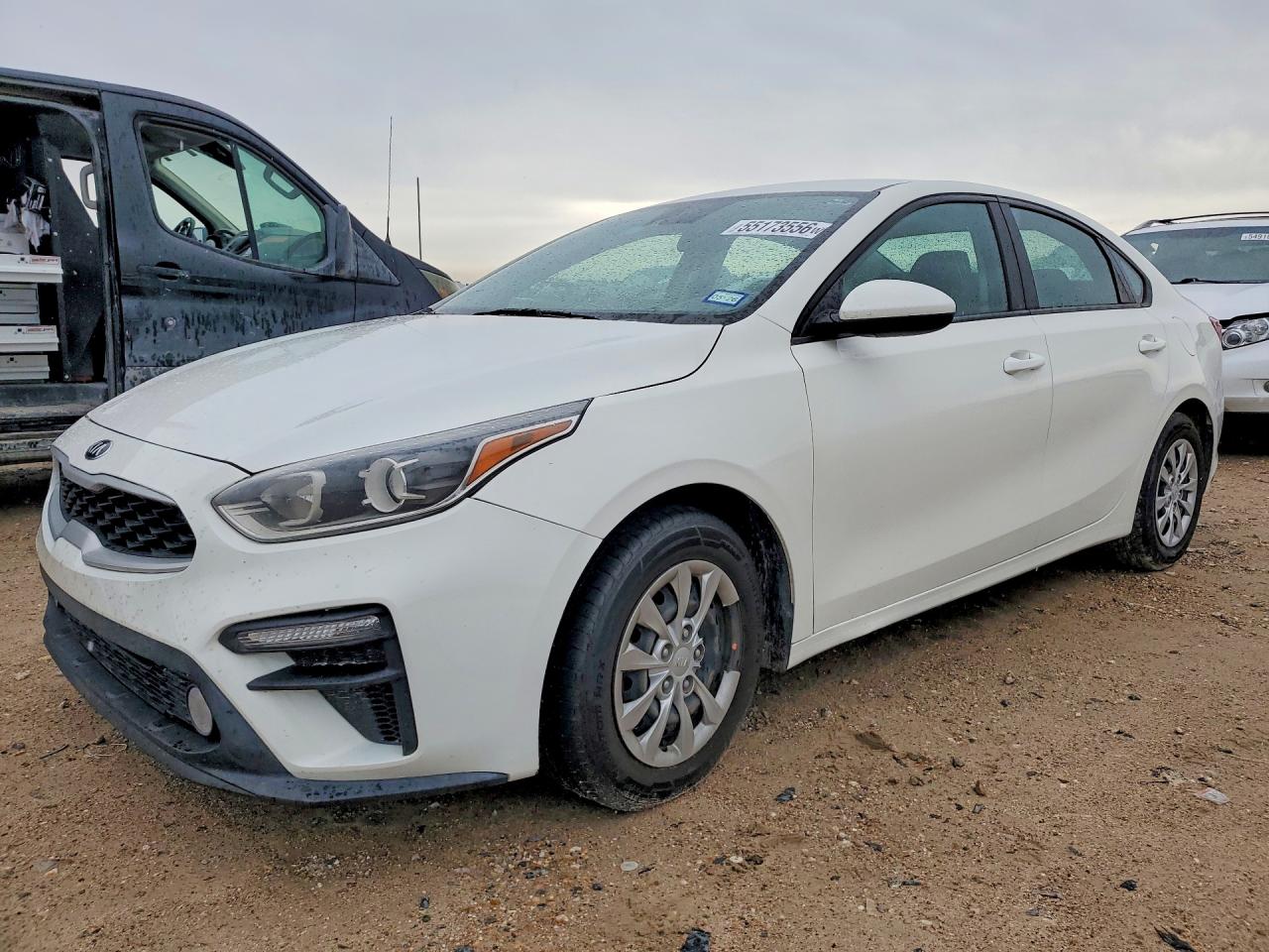 Salvage Kia Forte Image
