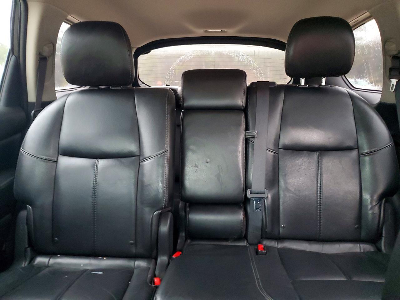 Nissan Pathfinder S