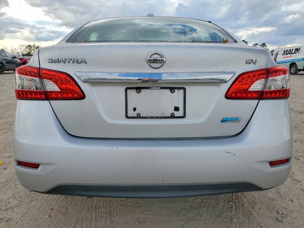 Nissan Sentra