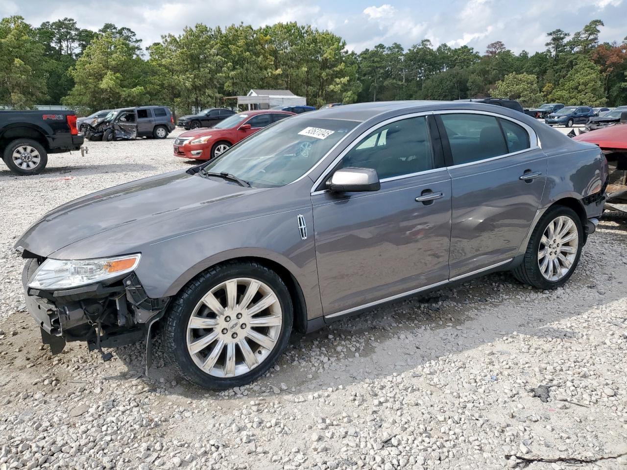 Salvage Lincoln MKS Image