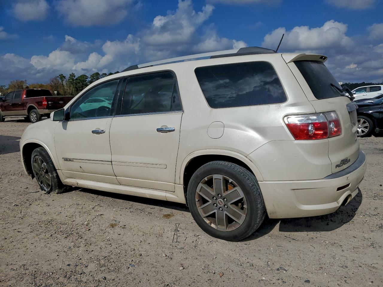 GMC Acadia