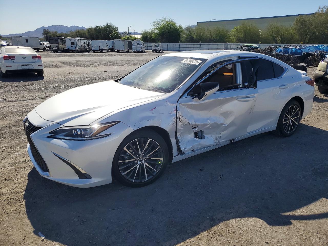 Salvage Lexus Es Image