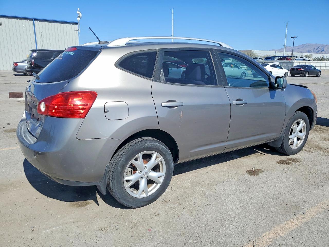 Nissan Rogue S