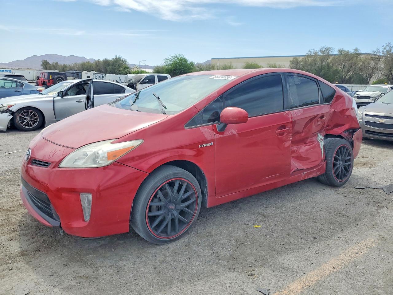 Salvage Toyota Prius Image