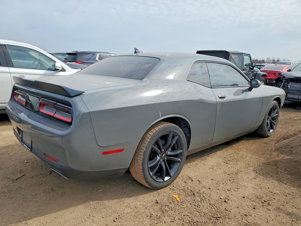 Dodge Challenger Sxt